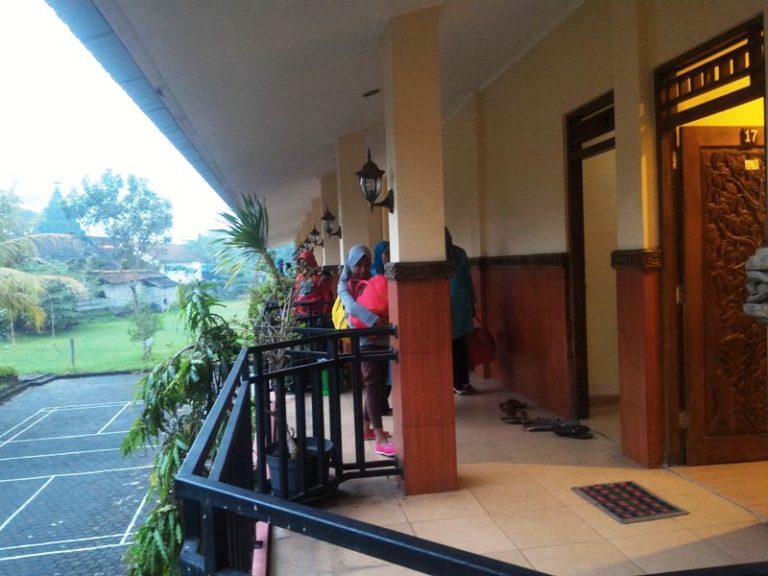 kamar hotel kampung ulu reosrt magelang