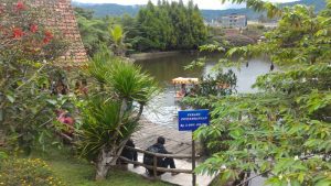 wahana air floating market lembang bandung